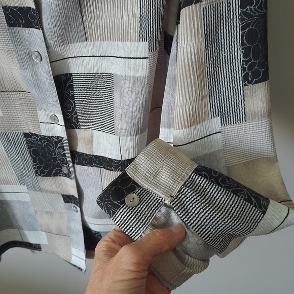 Alia Blouse - Picture 4 of 4